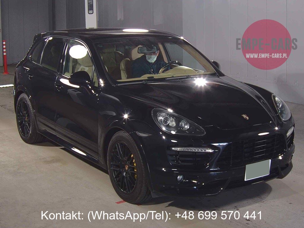 2013 PORSCHE CAYENNE